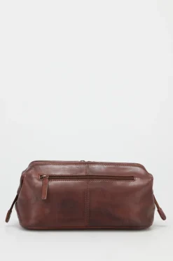 Flynn Leather Washbag