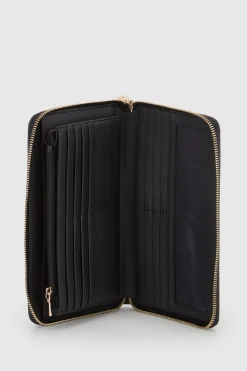 Laurel Travel Wallet