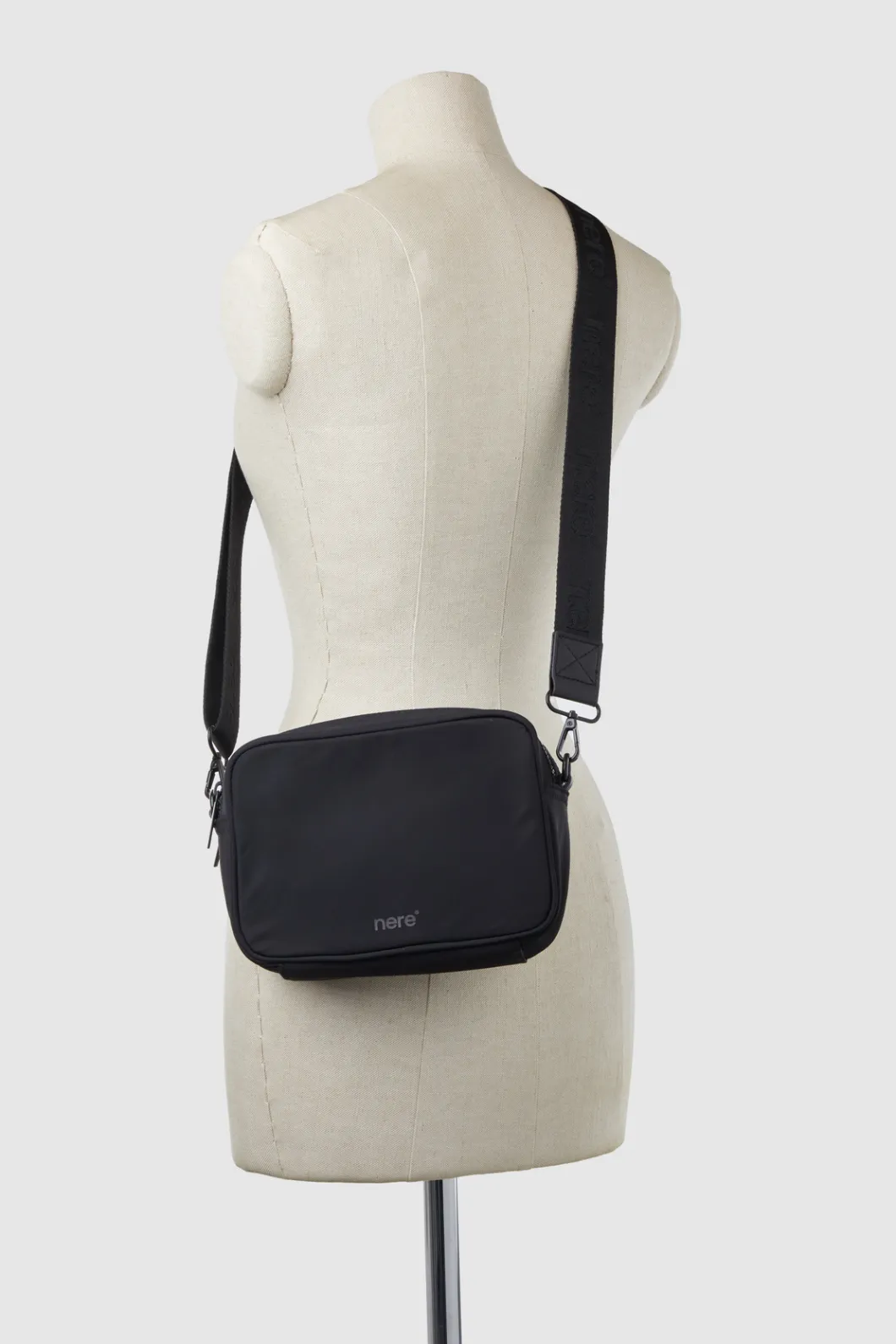 Seeker RFID Camera Bag